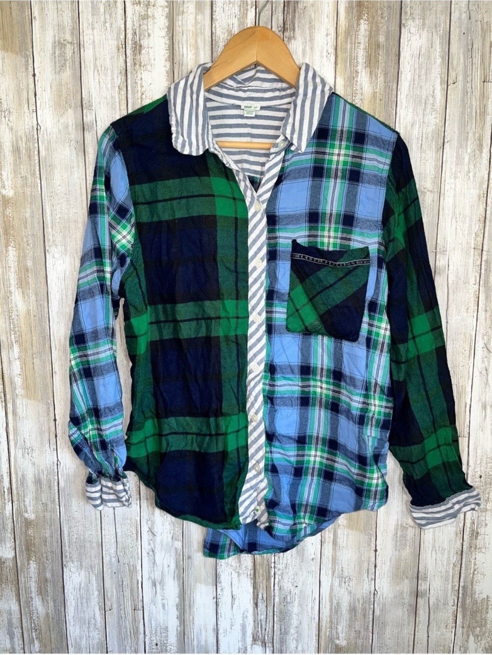 Aerie Patchwork Plaid Button Down Shirt Small Blue Green Mixed Print Oversized T - Picture 2 of 6